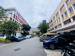 Tampines Street 23 (D18), Shop House #443876041